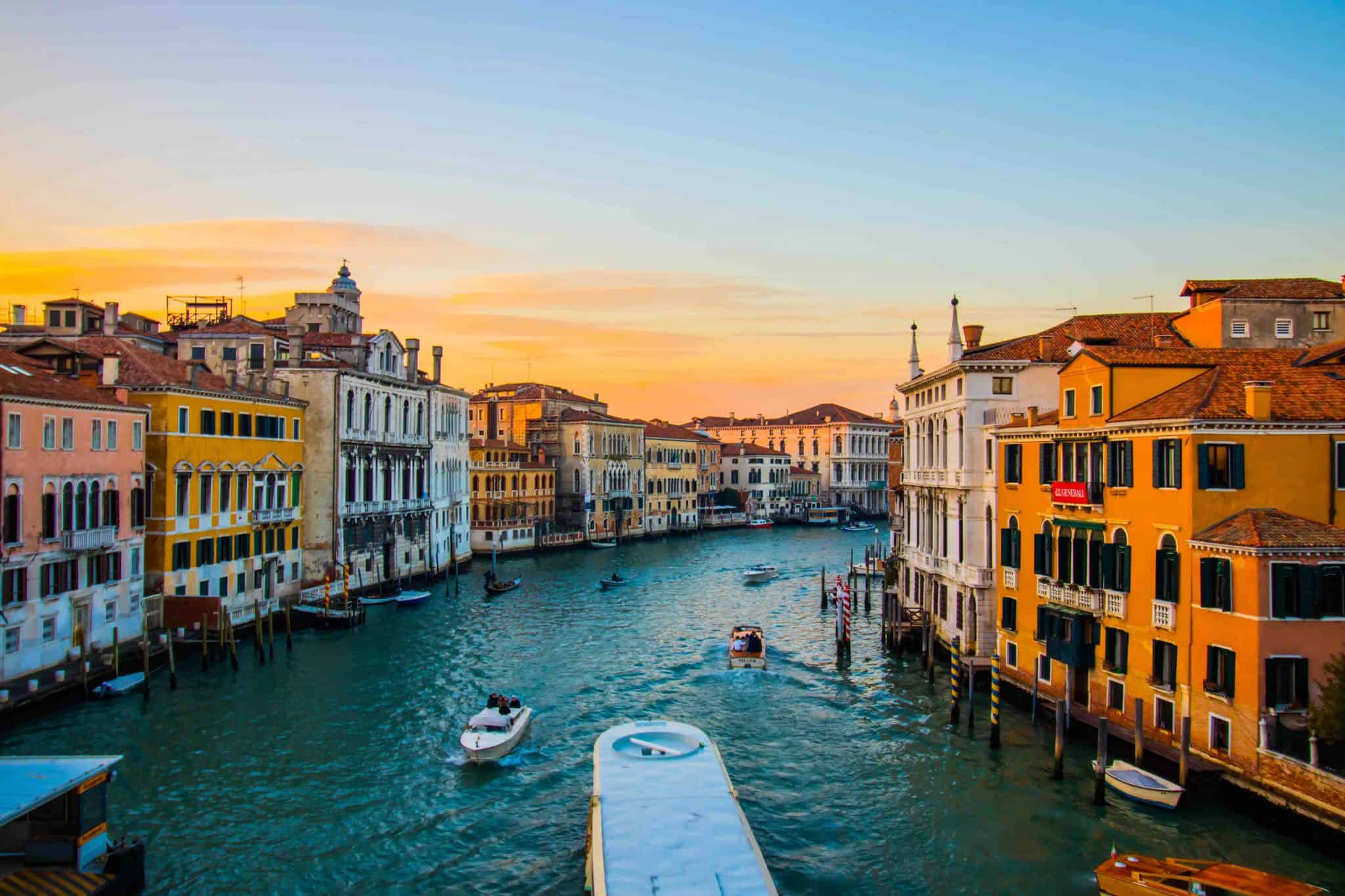 is venice italy expensive to visit