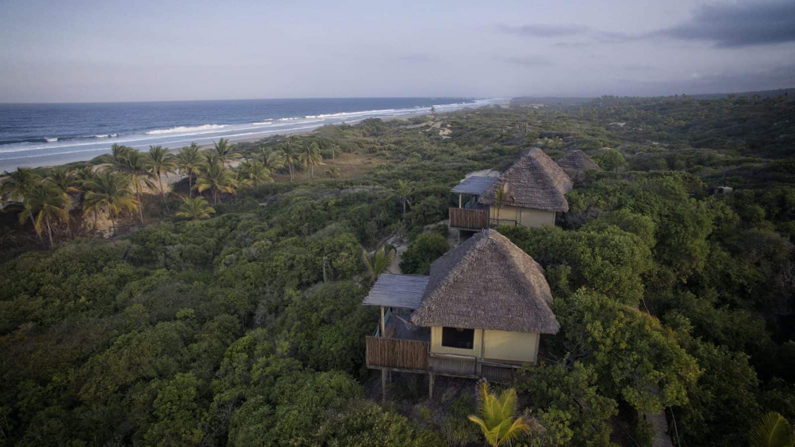 Mozambique Lodge Beach Rooms