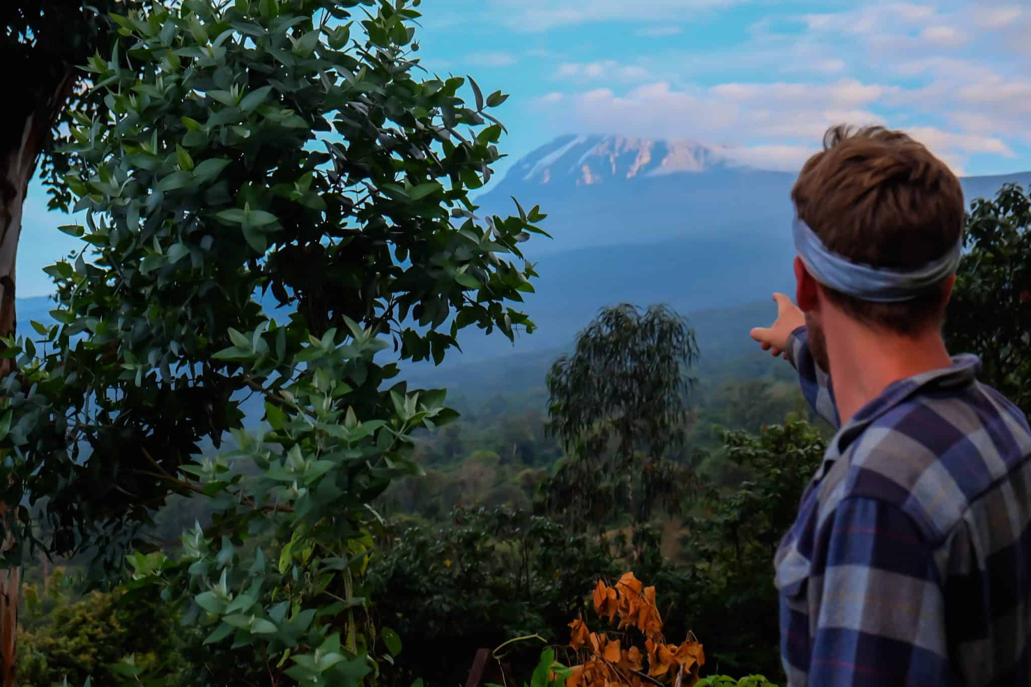 a perseguição mundial em Kilimanjaro Tanzânia