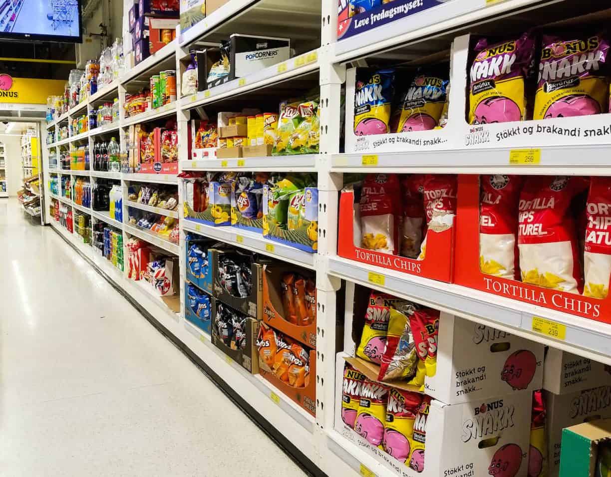 10 Things To KNOW About Iceland Grocery Stores & Supermarkets