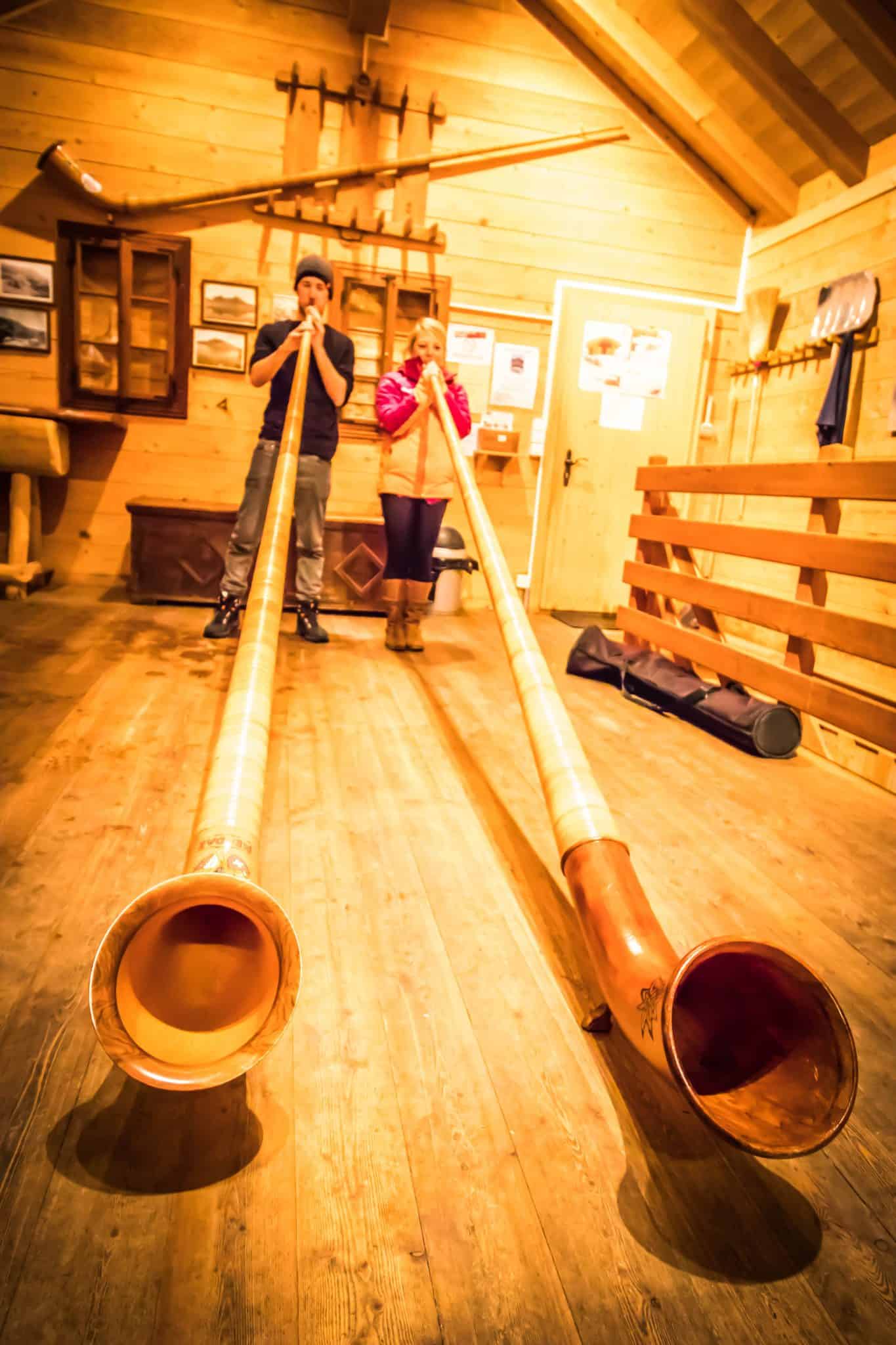  Alphorn lessons in Nendaz