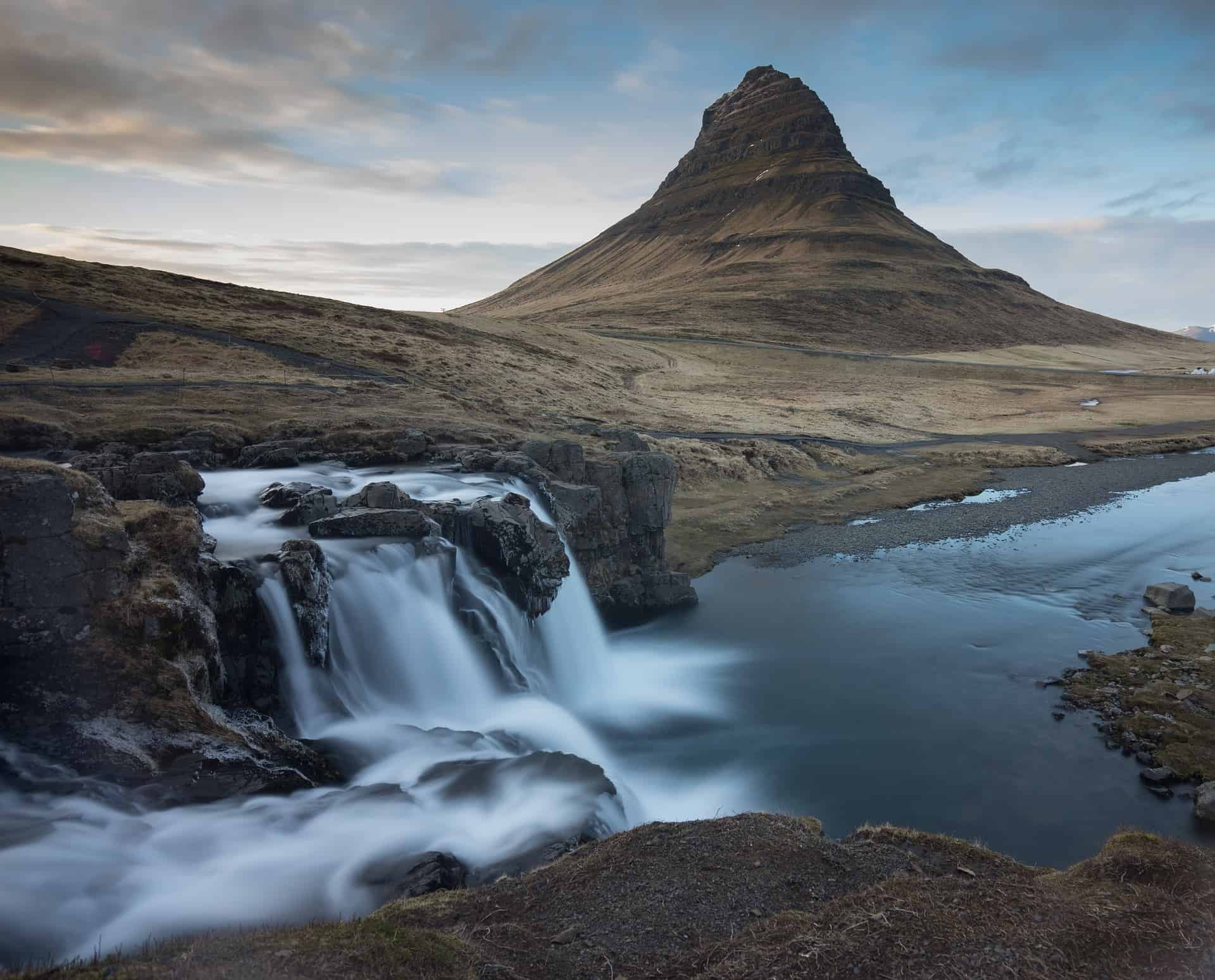 waterfalls in Iceland Kirkjufell