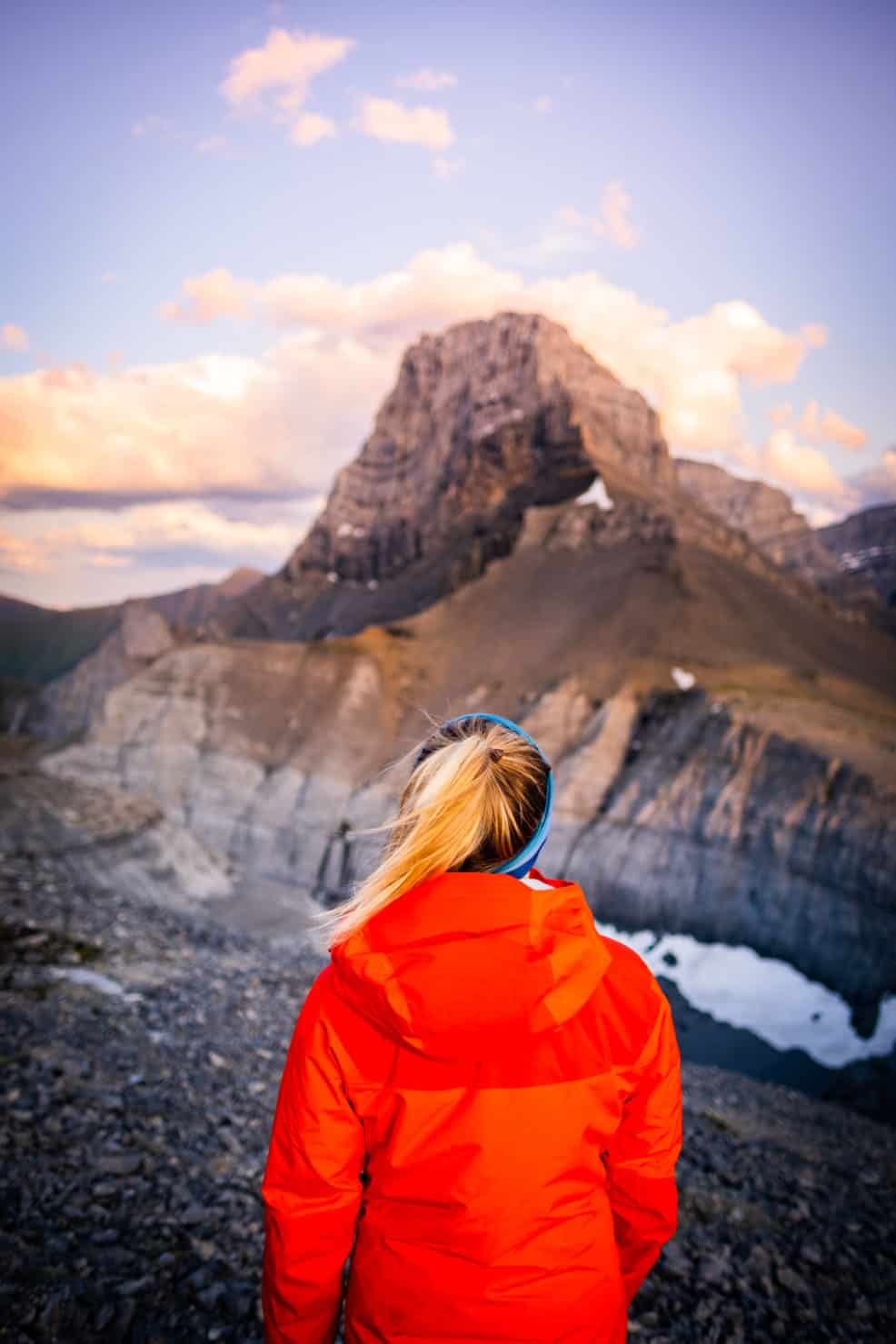 The Best Hiking Clothes For Men • Ideal Hiking Outfit for Men