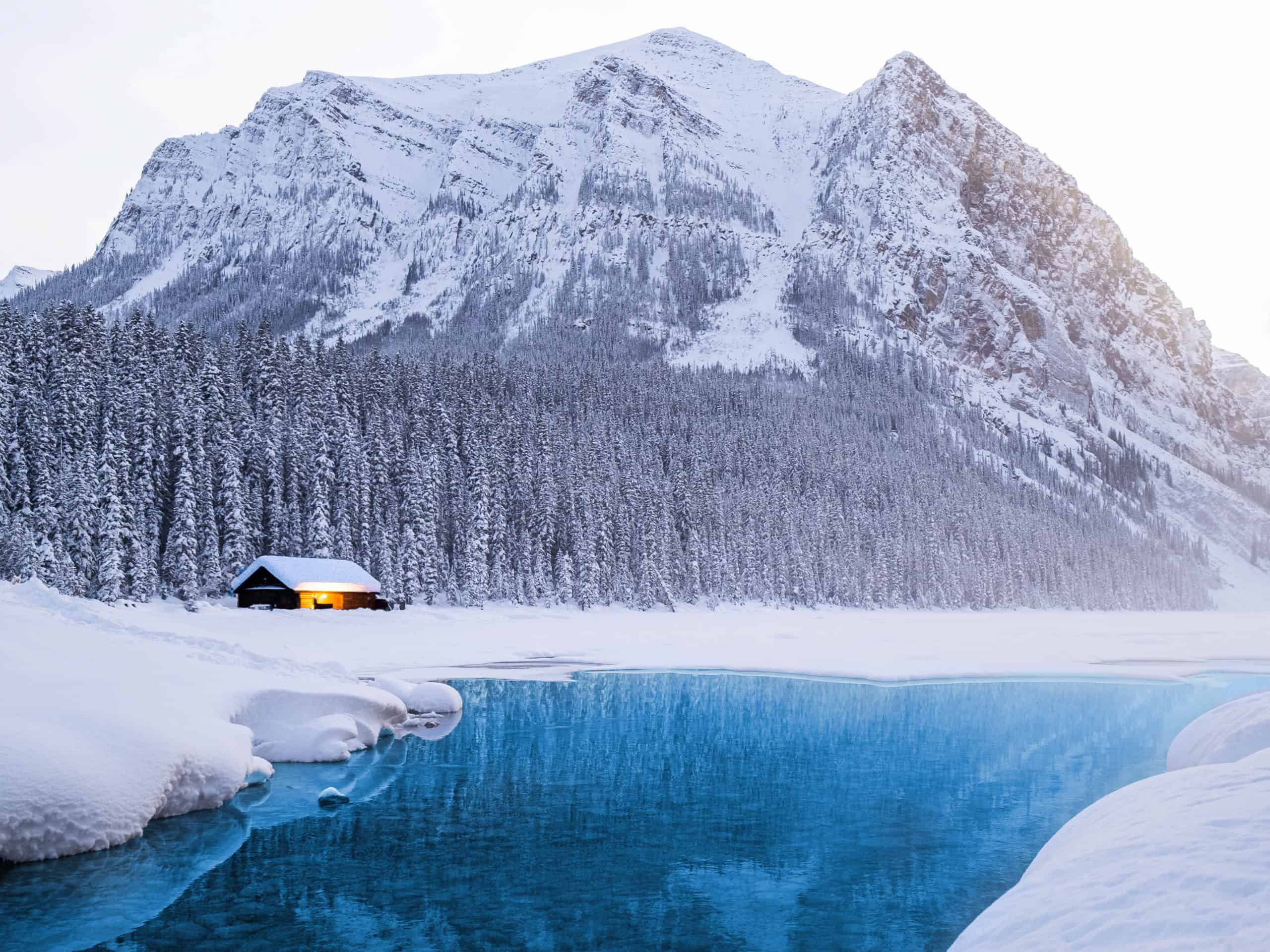 When Is The Best Time To Visit Banff 2020 Banff Weather Broken Down   Banff Lake Louise 2 2 Scaled 