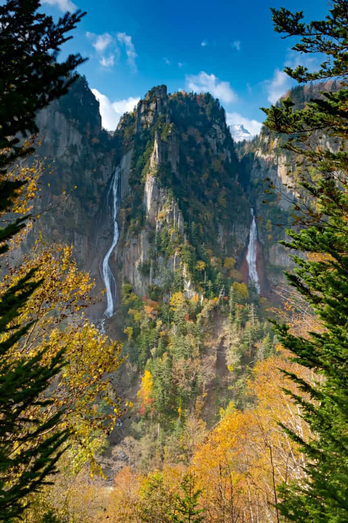 Best waterfalls in Japan