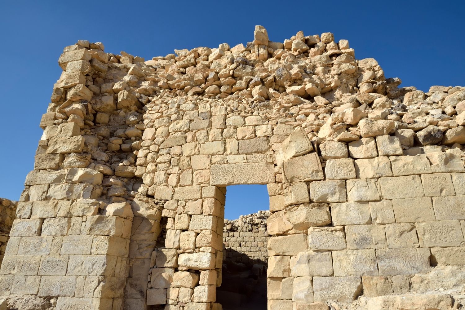 famous sights and interesting facts in jordan