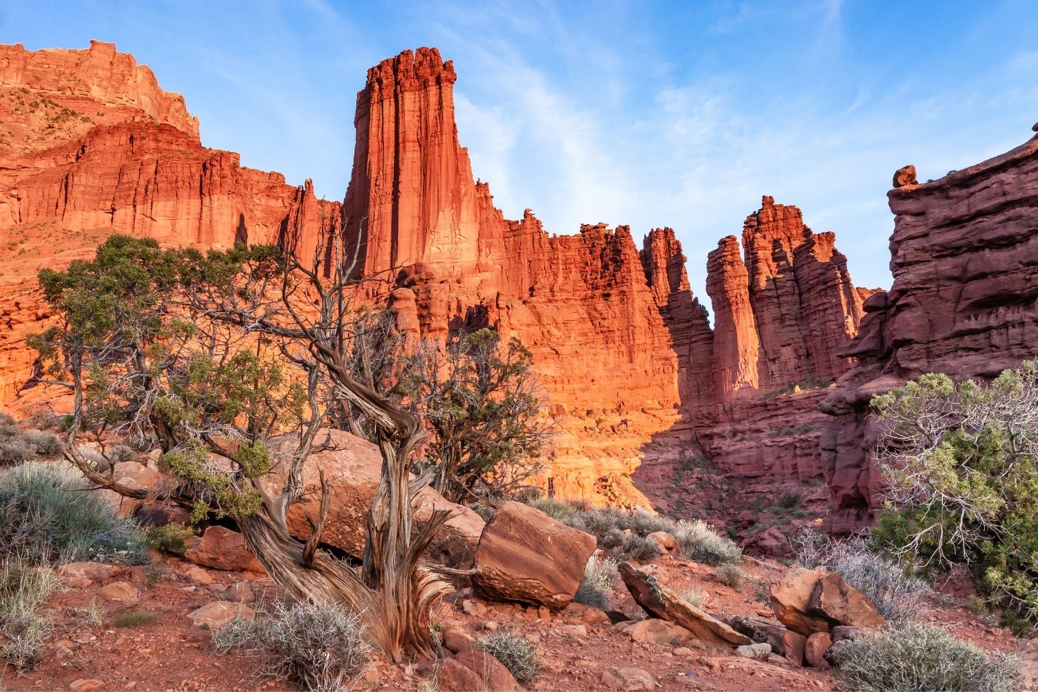 6 Amazing Hikes In Moab To Add To Your Bucket List