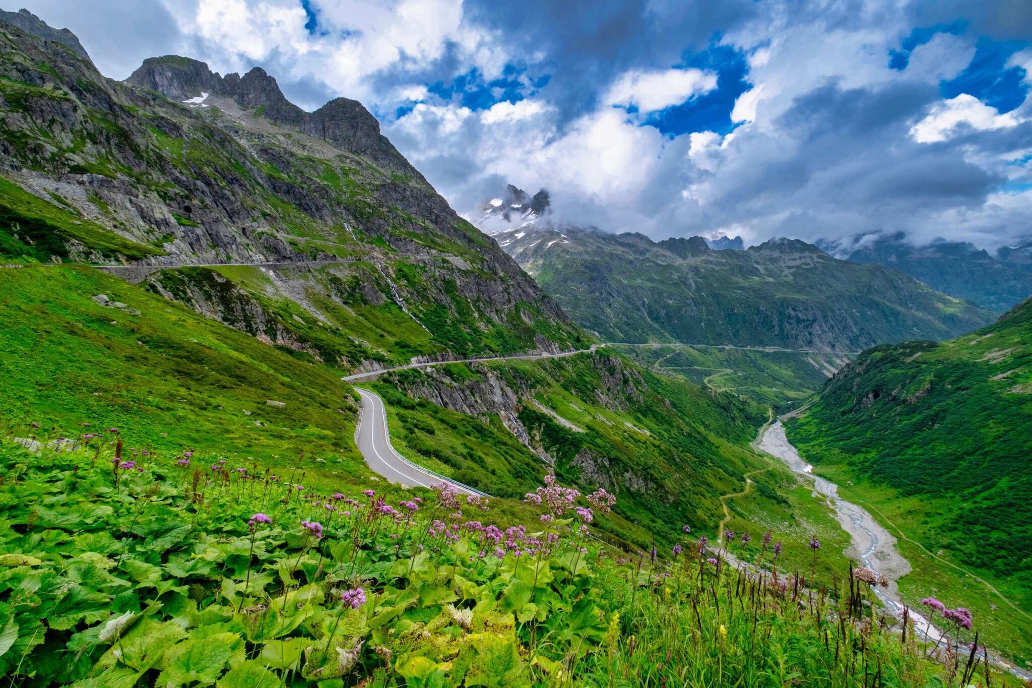 20 Car Rental Switzerland TIPS To Know In 2024