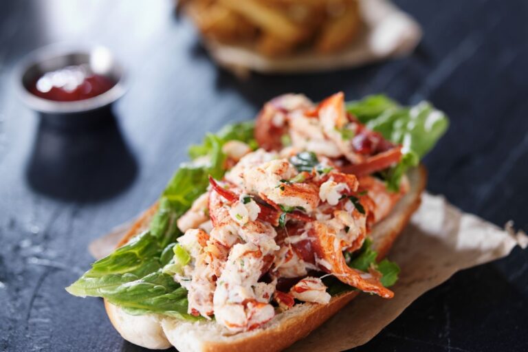 25 BEST Key West Restaurants To Try In 2024