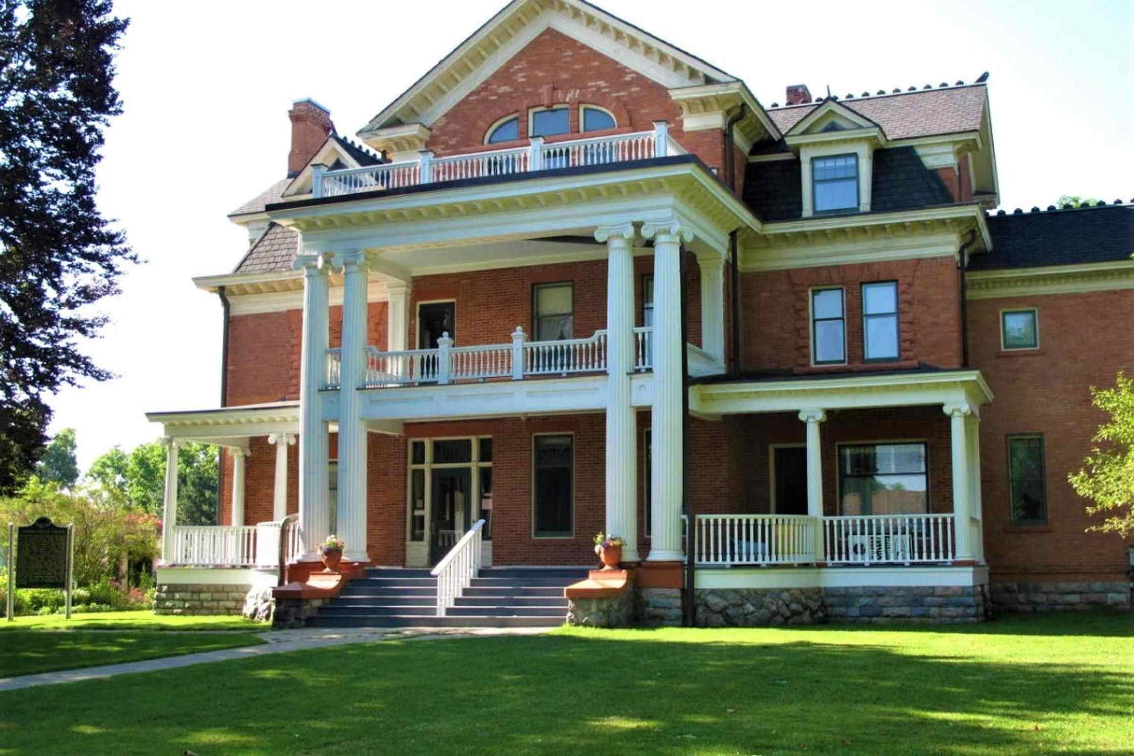 Turner-Dodge House and Heritage Center