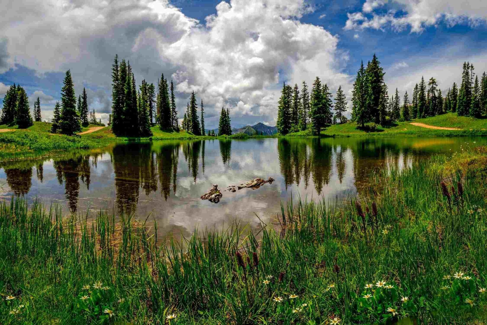 21 BEAUTIFUL Michigan Lakes (That Aren't The Great Lakes)