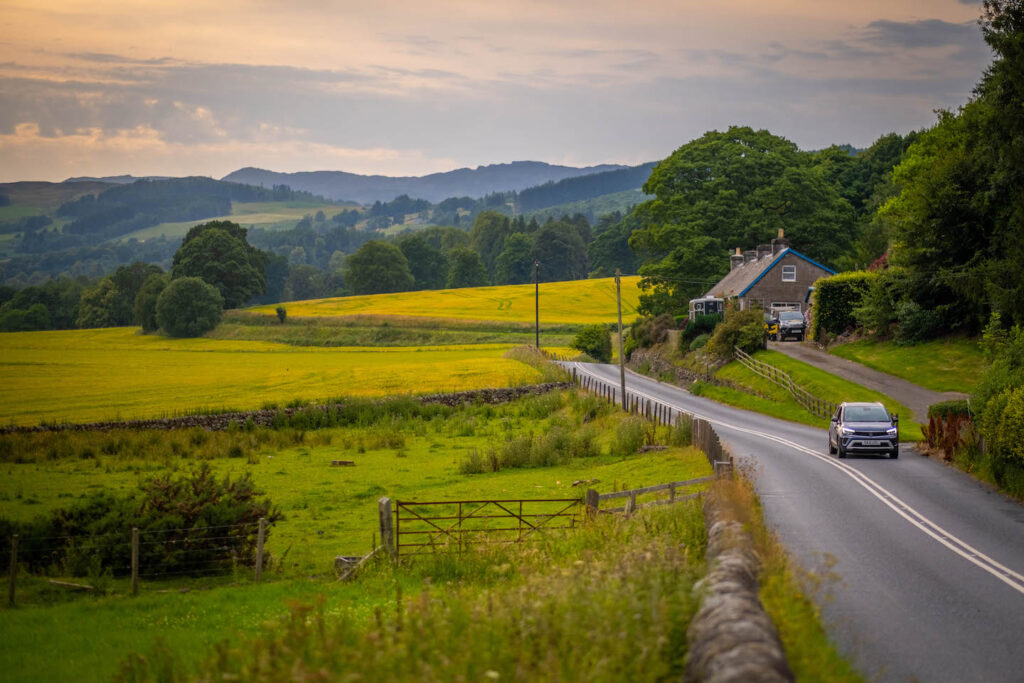 Driving In Scotland? Here Are 13 HELPFUL Tips