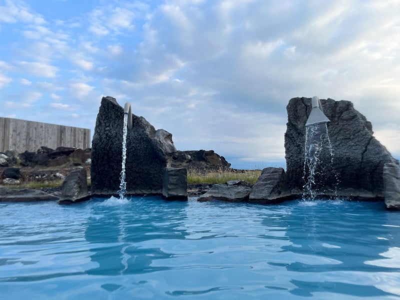 Myvatn Nature Baths pool shower